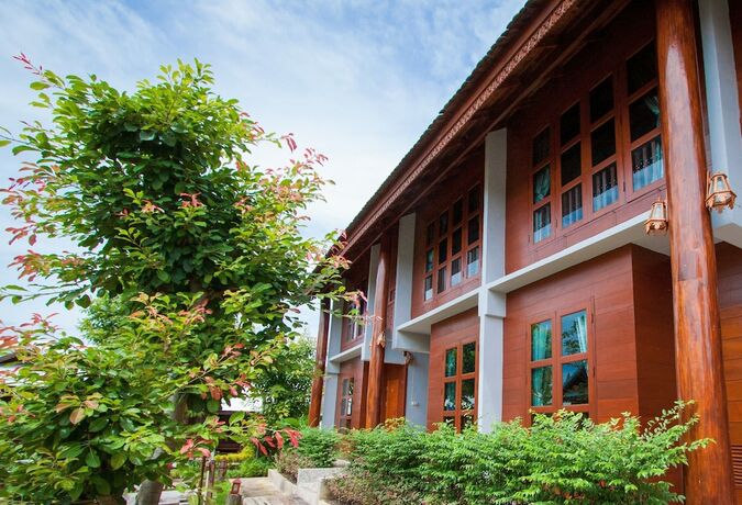 Imagen de la habitación del Hotel Huen Aumpron Resort. Foto 25