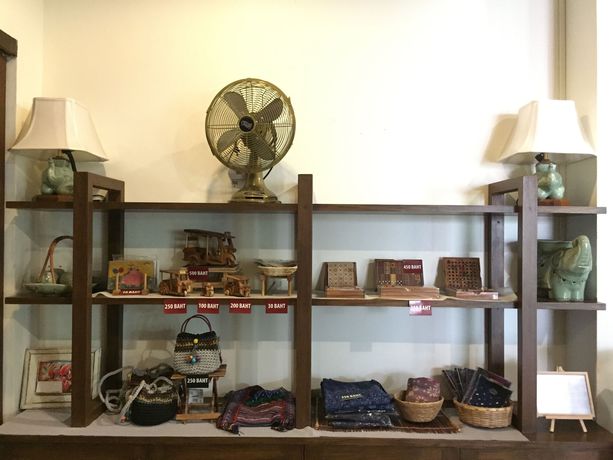 Imagen de los interiores del Hotel Huen Hug Chiang Mai. Foto 19
