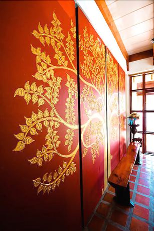 Imagen de los interiores del Hotel Huenchandee. Foto 15