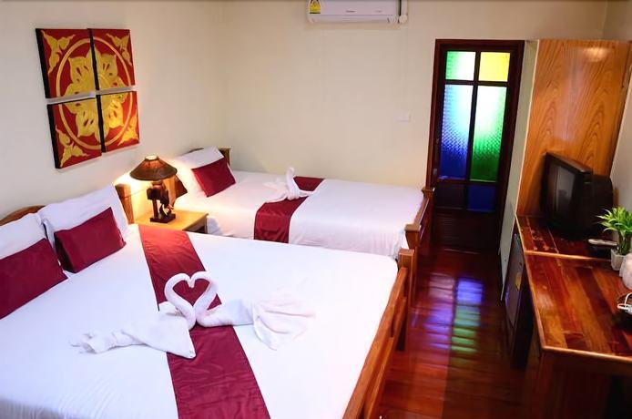 Imagen de la habitación del Hotel Huenchandee. Foto 6