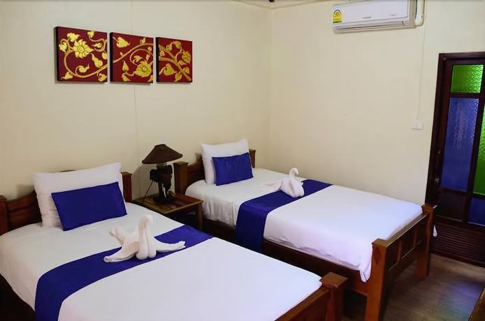 Imagen de la habitación del Hotel Huenchandee. Foto 9
