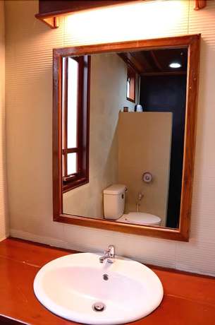 Imagen de la habitación del Hotel Huenchandee. Foto 12