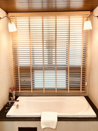 Imagen general del Hotel Huern Kan Thong. Foto 11