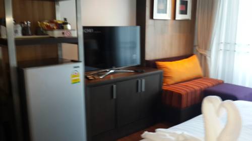 Imagen de la habitación del Hotel Huern Nana Jomsawan. Foto 3