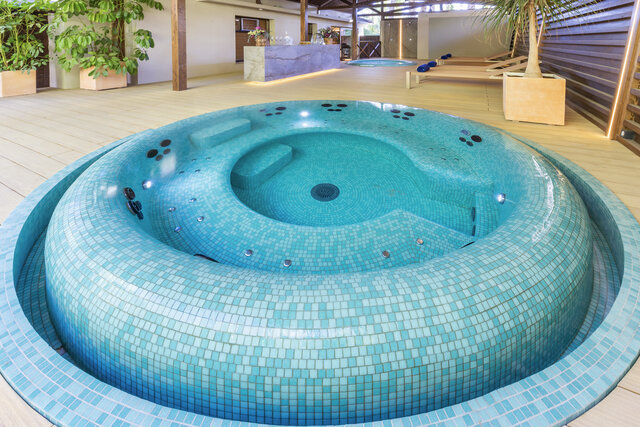 Imagen de los interiores del Hotel Huerto Del Cura. Foto 10