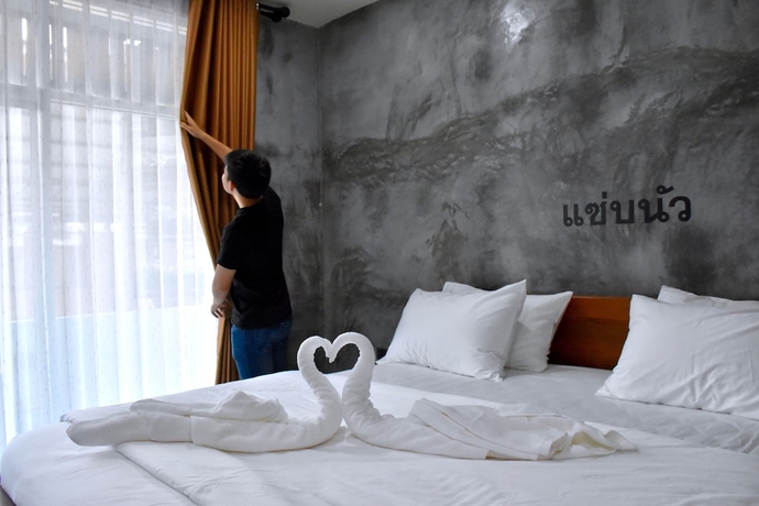 Imagen de la habitación del Hotel Hug Sakonnakhon. Foto 5