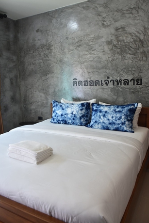 Imagen de la habitación del Hotel Hug Sakonnakhon. Foto 8