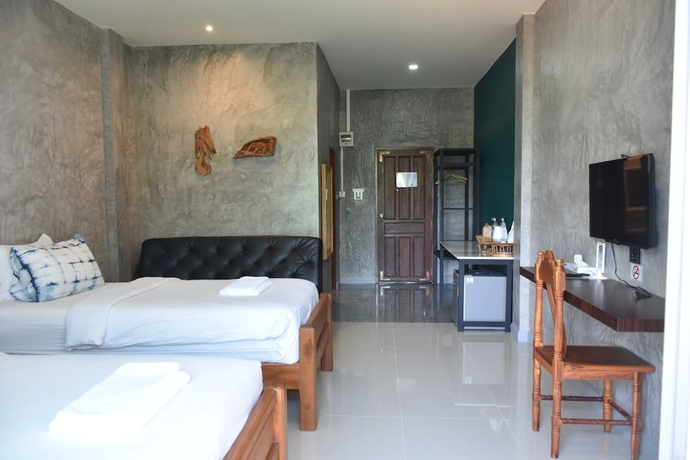 Imagen de la habitación del Hotel Hug Sakonnakhon. Foto 10