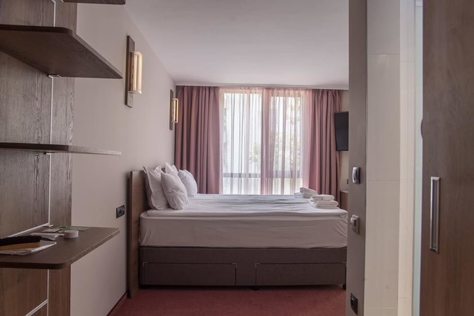 Imagen de la habitación del Hotel Hugo, Varna Ciudad. Foto 6