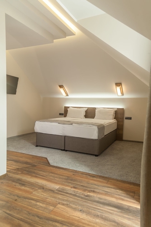 Imagen de la habitación del Hotel Hugo, Varna Ciudad. Foto 8