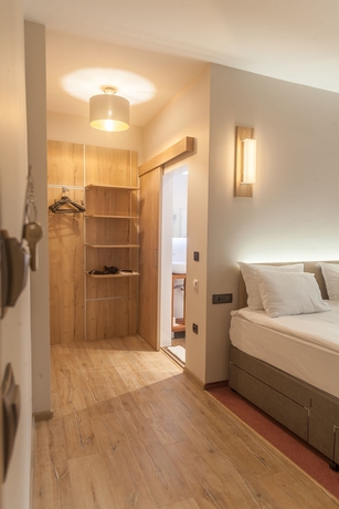 Imagen de la habitación del Hotel Hugo, Varna Ciudad. Foto 13