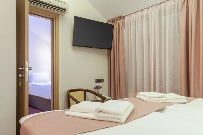 Imagen de la habitación del Hotel Hugo, Varna Ciudad. Foto 15