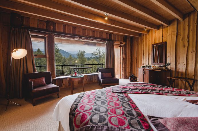 Imagen de la habitación del Hotel Huilo Huilo Nothofagus Hotel and Spa. Foto 14