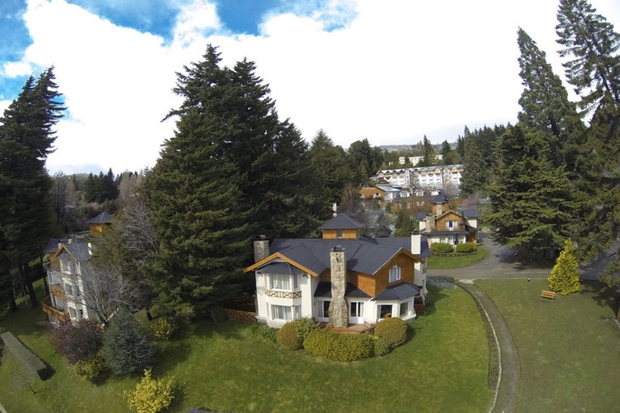 Imagen general del Hotel Huinid Cabañas Bustillo. Foto 8