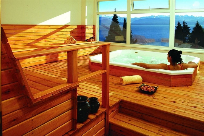 Imagen general del Hotel Huinid Cabañas Bustillo. Foto 10