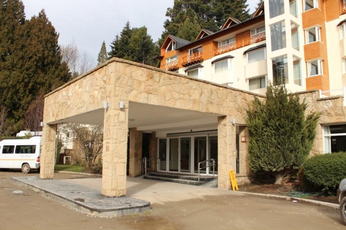 Imagen general del Hotel Huinid Cabañas Bustillo. Foto 13