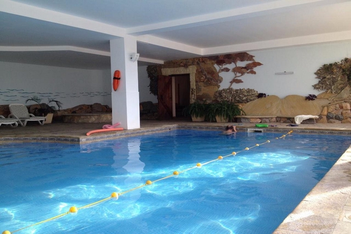 Imagen general del Hotel Huinid Cabañas Bustillo. Foto 14