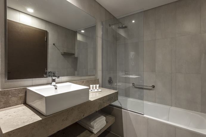 Imagen de la habitación del Hotel Huinid Obelisco. Foto 6