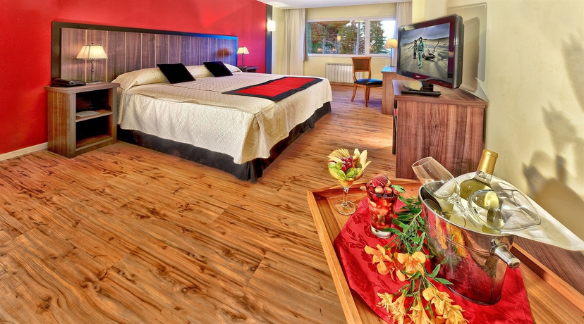 Imagen de la habitación del Hotel Huinid Pioneros. Foto 13