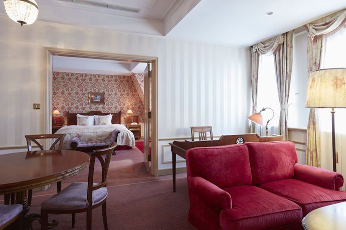 Imagen de la habitación del Hotel Huis Ten Bosch Europe. Foto 10