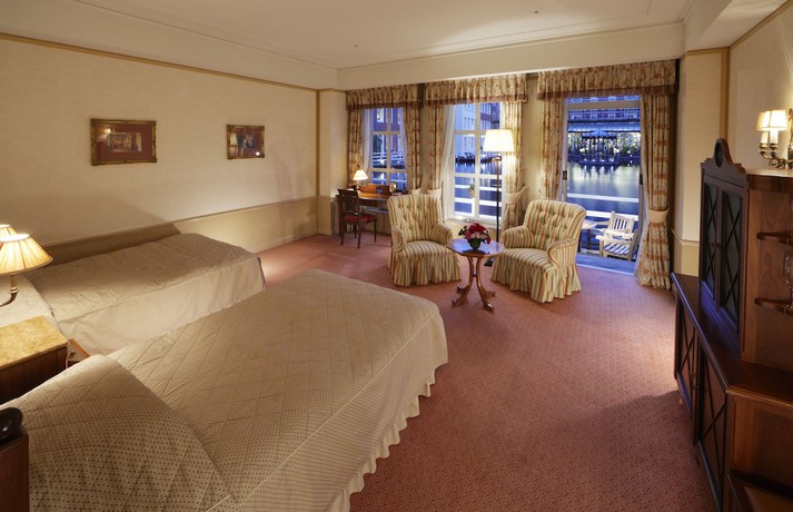 Imagen de la habitación del Hotel Huis Ten Bosch Europe. Foto 11