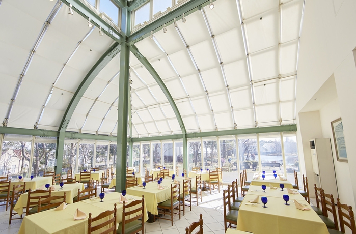 Imagen del bar/restaurante del Hotel Huis Ten Bosch Forest Villa. Foto 5