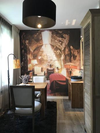 Imagen general del Hotel Huis Van Bewaring. Foto 8