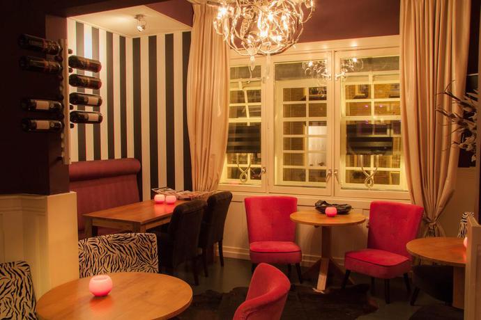 Imagen general del Hotel Huis Van Bewaring. Foto 16