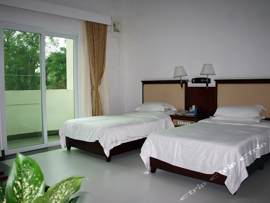 Imagen de la habitación del Hotel Huizhou Coast Hotspring Resort. Foto 4