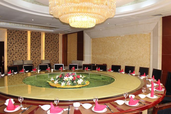 Imagen del bar/restaurante del Hotel Hukou Jun'an. Foto 5