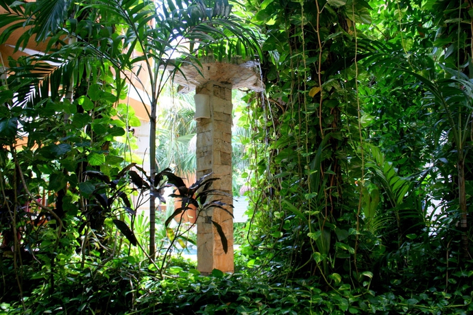 Imagen de los exteriores del Hotel Hulku. Foto 5