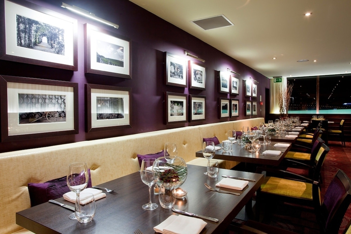 Imagen del bar/restaurante del Hotel Hull Humber View , Bw Signature Collection. Foto 3