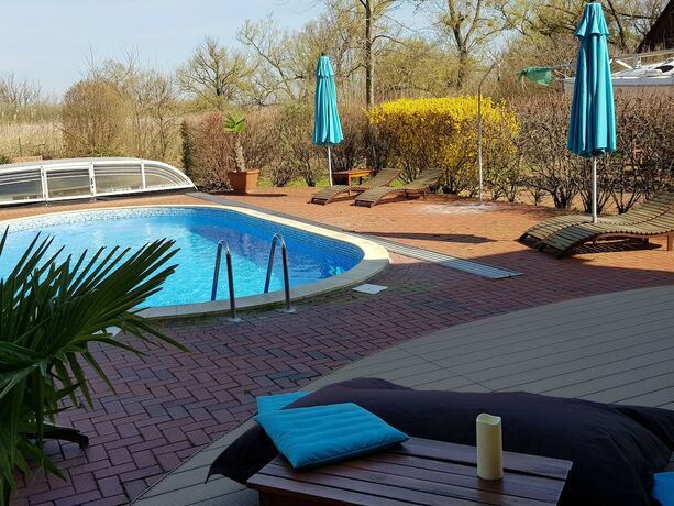 Imagen general del Hotel Hullám Villa. Foto 9