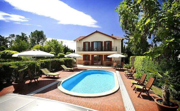 Imagen general del Hotel Hullám Villa. Foto 16