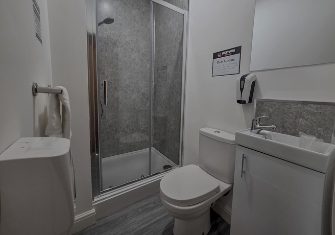 Imagen de la habitación del Hotel Hullywood Rooms. Foto 13