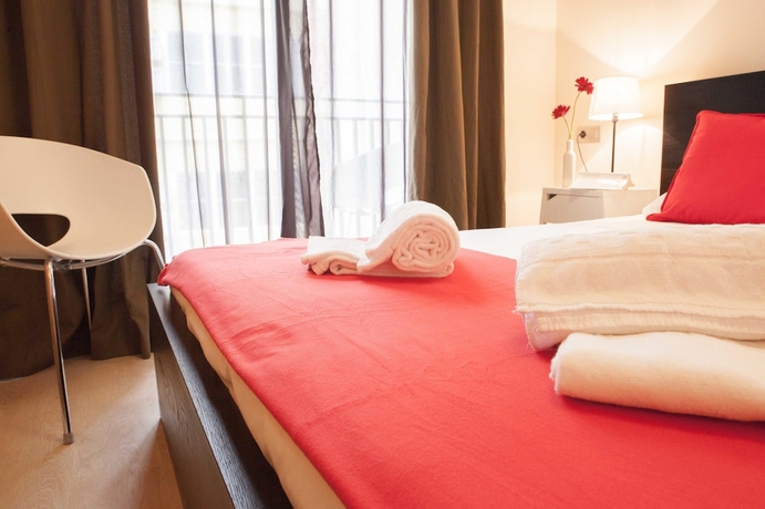 Imagen de la habitación del Hotel Hulot Bandb Valencia. Foto 6