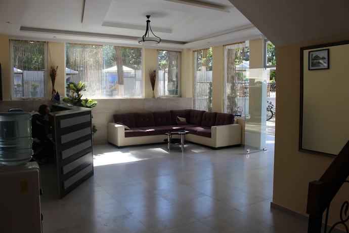 Imagen de los interiores del Hotel Hulus. Foto 20