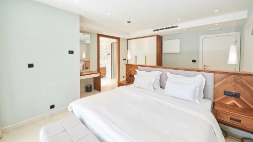 Imagen de la habitación del Hotel Huma Kotor Bay and Villas. Foto 7