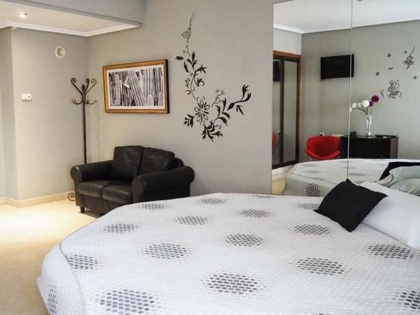 Imagen de la habitación del Hotel Humanes. Foto 7