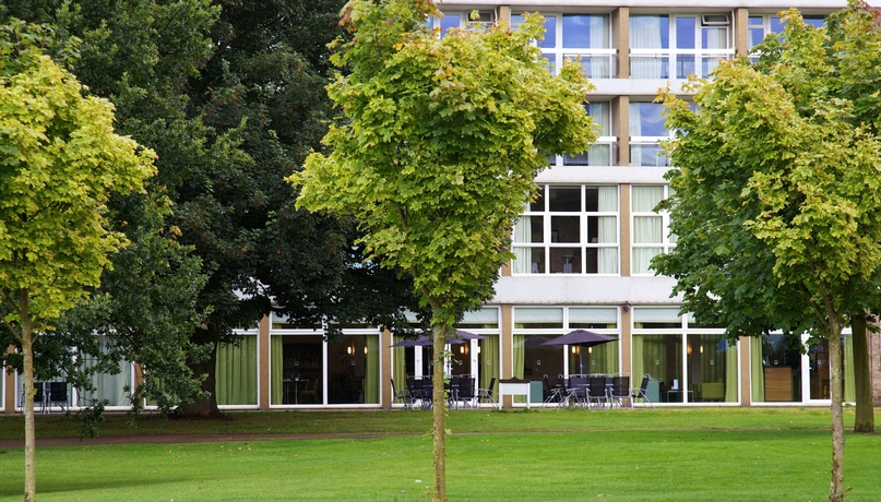 Imagen de los exteriores del Hotel Humber Royal. Foto 13