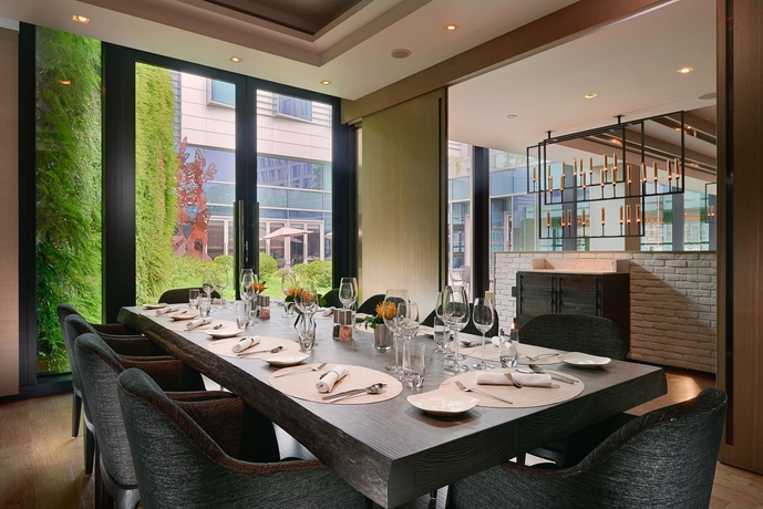 Imagen del bar/restaurante del Hotel Humble House Taipei. Foto 5