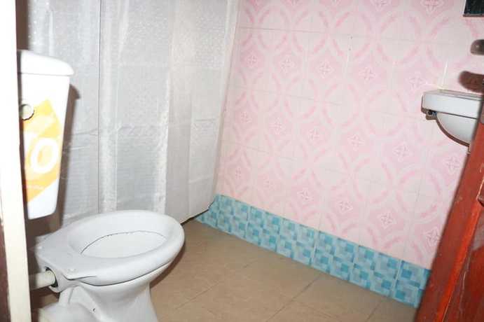 Imagen de la habitación del Hotel Hummer. Foto 7