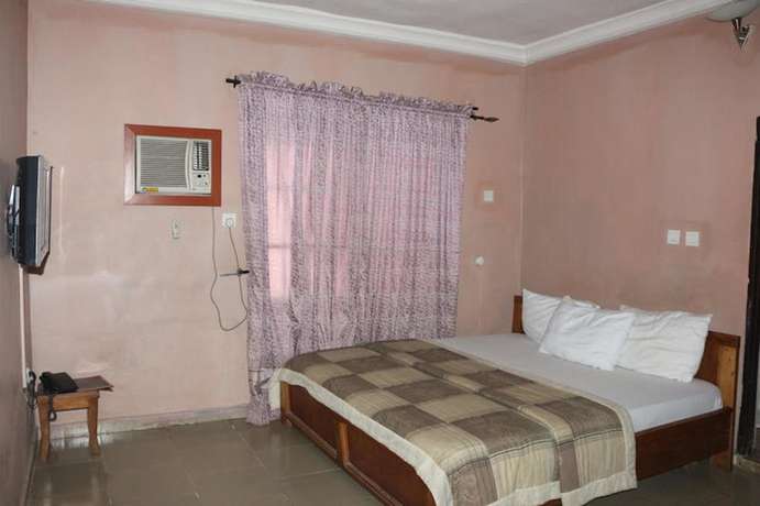 Imagen de la habitación del Hotel Hummer. Foto 9