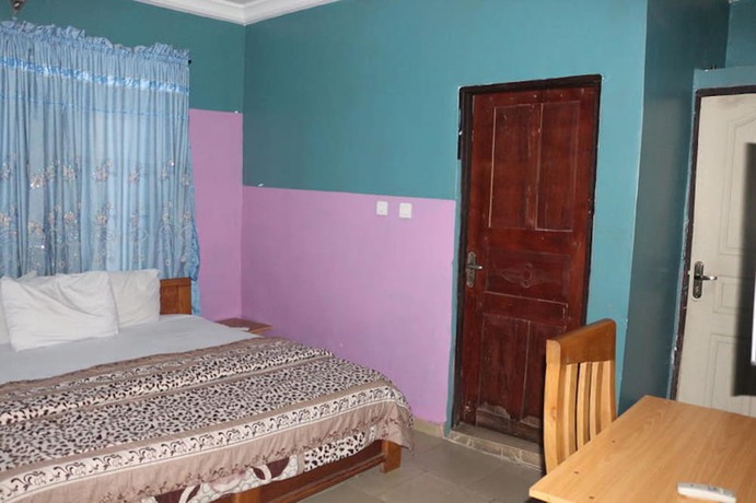 Imagen de la habitación del Hotel Hummer. Foto 11