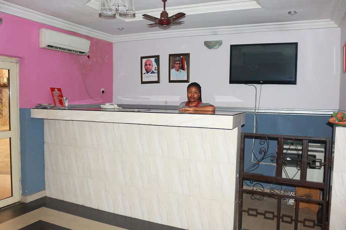 Imagen de los interiores del Hotel Hummer. Foto 18