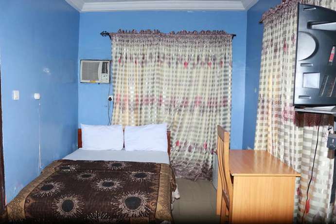 Imagen de la habitación del Hotel Hummer. Foto 14