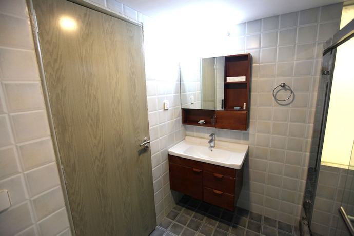 Imagen de la habitación del Hotel Humming Bird and Banquet. Foto 11