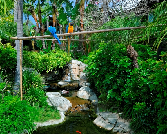 Imagen de los exteriores del Hotel Humphreys Half Moon Inn. Foto 12