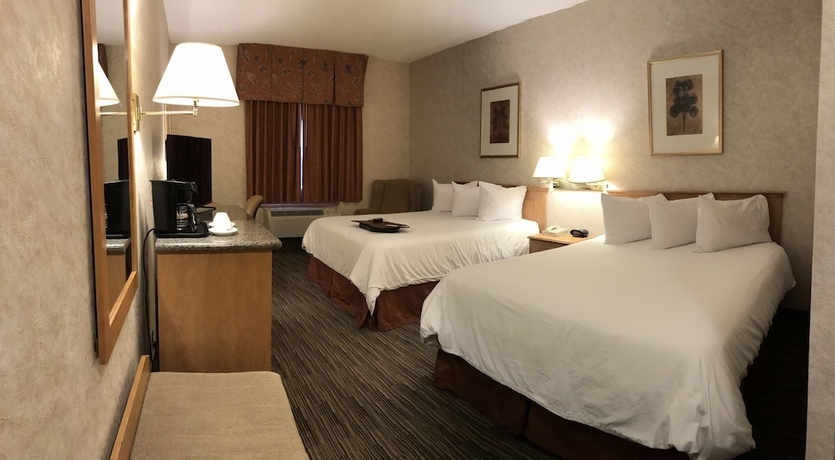 Imagen de la habitación del Hotel Humphry Inn and Suites. Foto 2