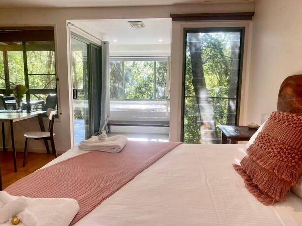 Imagen de la habitación del Hotel Hunchy Hideaway. Foto 26